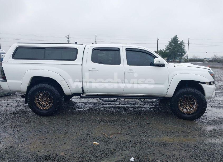 Photo 14 of 2013 Toyota Tacoma DOUBLE CAB LONG BED (VIN 3TMMU4FN1DM051980)
