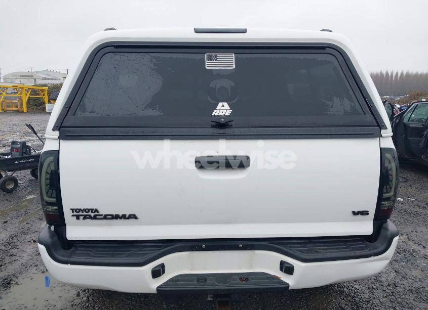 Photo 17 of 2013 Toyota Tacoma DOUBLE CAB LONG BED (VIN 3TMMU4FN1DM051980)