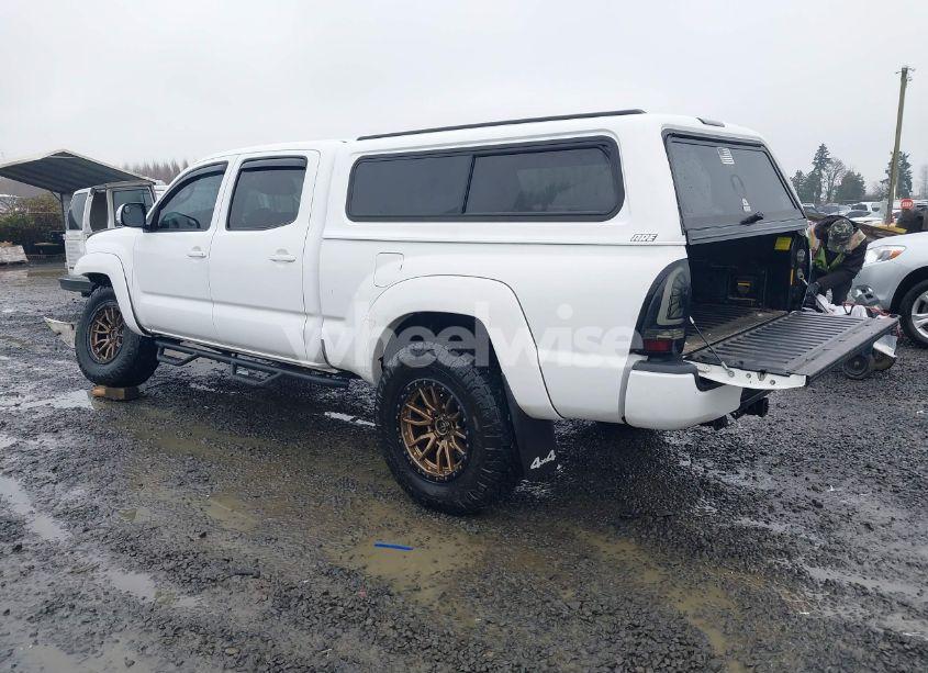 Photo 3 of 2013 Toyota Tacoma DOUBLE CAB LONG BED (VIN 3TMMU4FN1DM051980)
