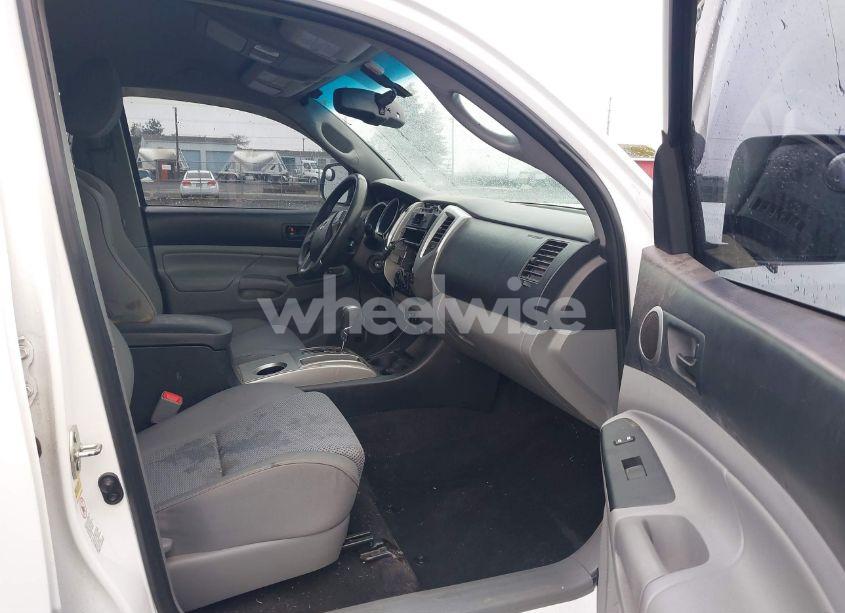 Photo 5 of 2013 Toyota Tacoma DOUBLE CAB LONG BED (VIN 3TMMU4FN1DM051980)