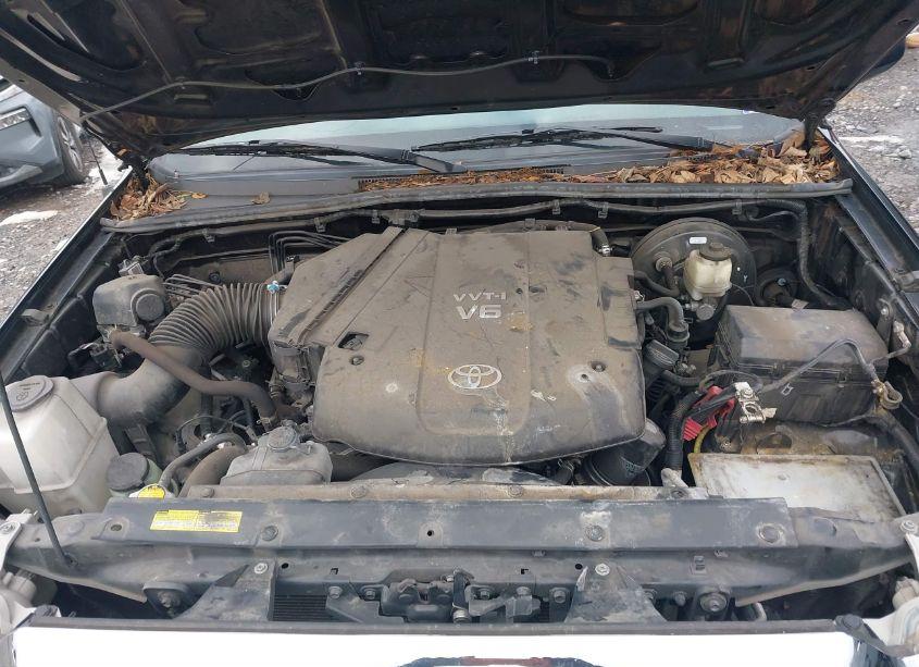 Photo 10 of 2014 Toyota Tacoma BASE V6 (VIN 3TMMU4FN1EM072572)