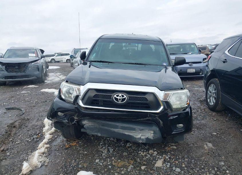 Photo 12 of 2014 Toyota Tacoma BASE V6 (VIN 3TMMU4FN1EM072572)