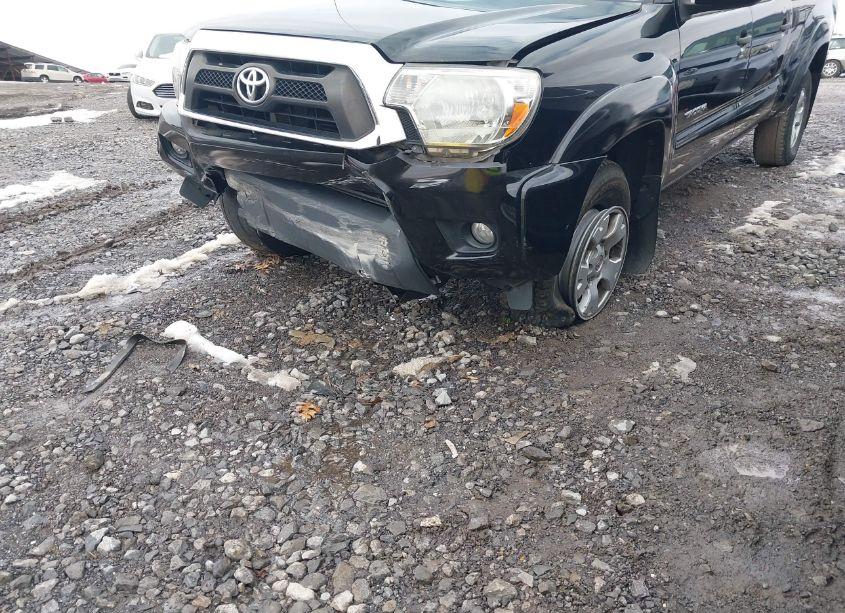 Photo 6 of 2014 Toyota Tacoma BASE V6 (VIN 3TMMU4FN1EM072572)