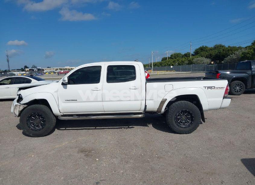 Photo 14 of 2015 Toyota Tacoma DOUBLE CAB LONG BED (VIN 3TMMU4FN1FM073819)
