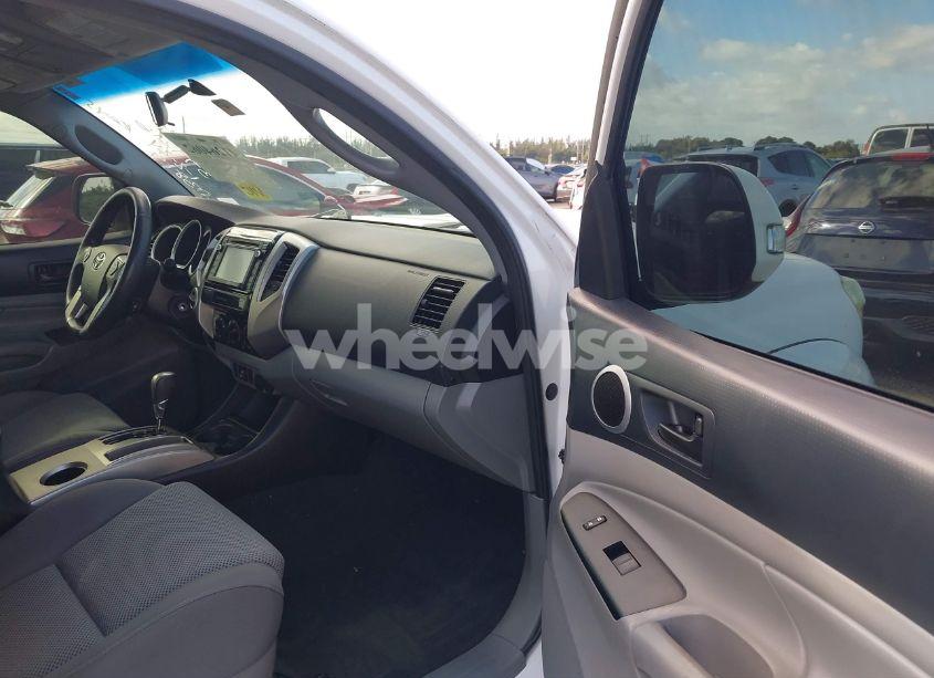 Photo 5 of 2015 Toyota Tacoma DOUBLE CAB LONG BED (VIN 3TMMU4FN1FM073819)