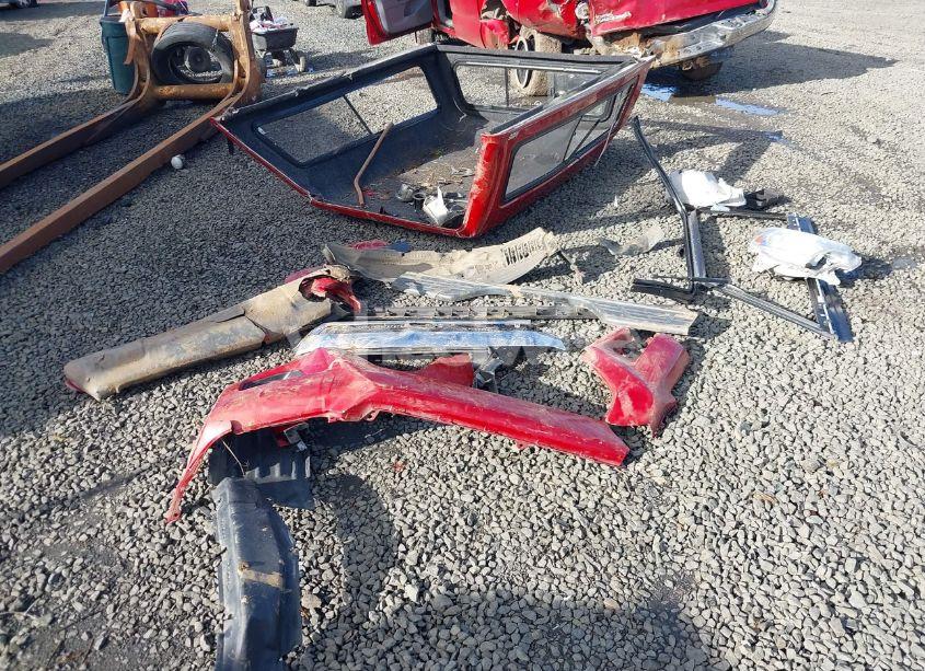 Photo 12 of 2015 Toyota Tacoma BASE V6 (VIN 3TMMU4FN1FM077045)