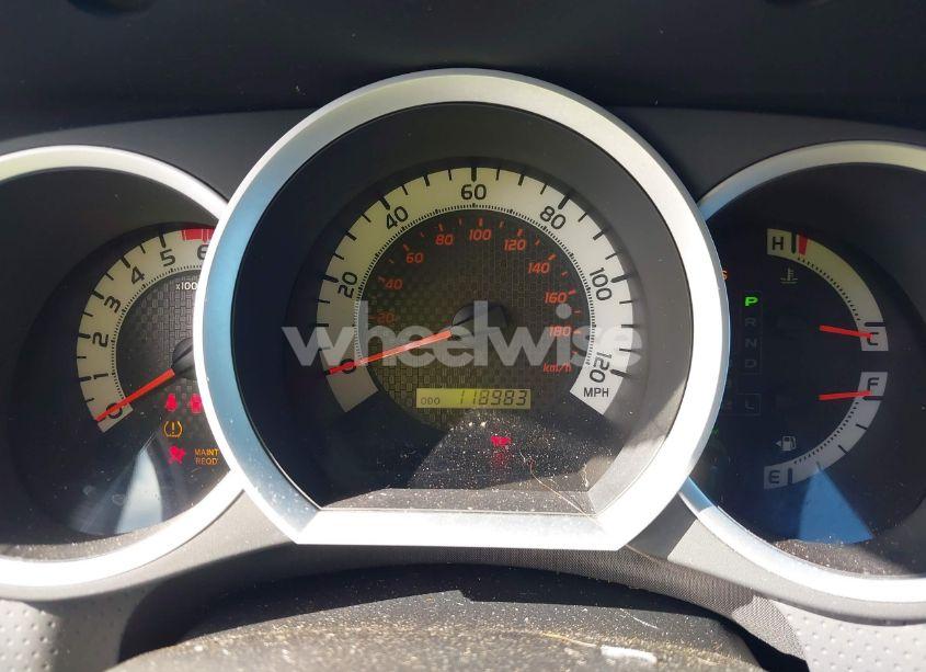 Photo 7 of 2015 Toyota Tacoma BASE V6 (VIN 3TMMU4FN1FM077045)
