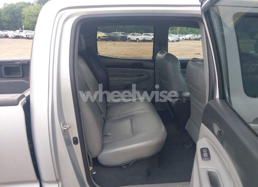 Photo 8 of 2012 Toyota Tacoma BASE V6 (VIN 3TMMU4FN2CM046933)