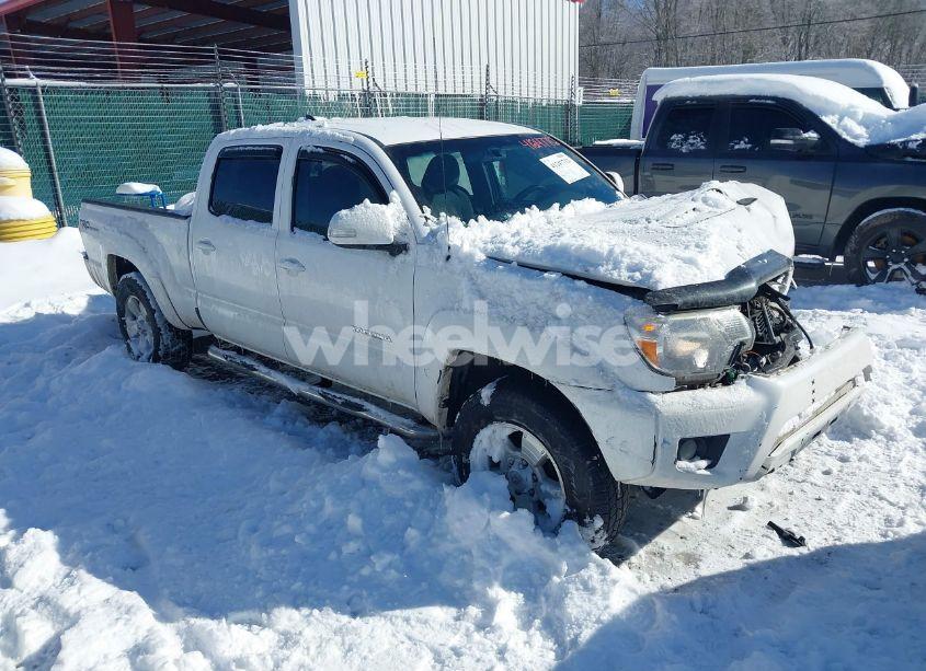 2015 Toyota Tacoma DOUBLE CAB LONG BED (VIN 3TMMU4FN2FM086885) main photo