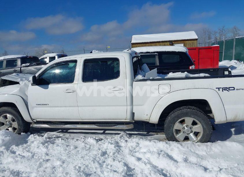 Photo 14 of 2015 Toyota Tacoma DOUBLE CAB LONG BED (VIN 3TMMU4FN2FM086885)