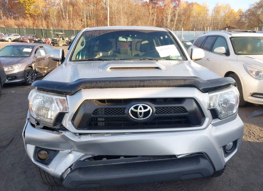 Photo 12 of 2013 Toyota Tacoma DOUBLE CAB LONG BED (VIN 3TMMU4FN3DM053598)