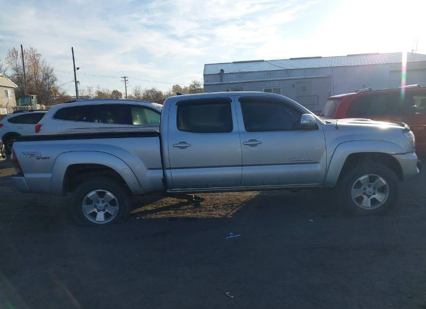 Photo 13 of 2013 Toyota Tacoma DOUBLE CAB LONG BED (VIN 3TMMU4FN3DM053598)
