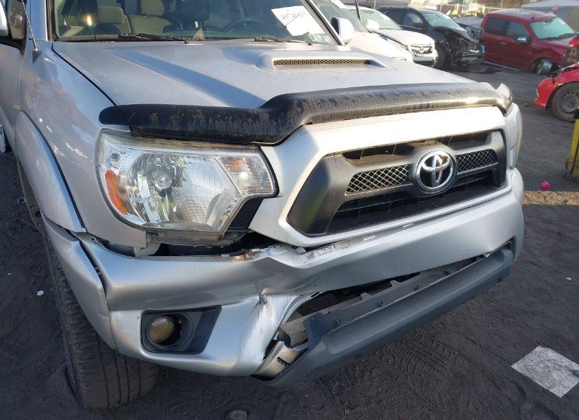 Photo 6 of 2013 Toyota Tacoma DOUBLE CAB LONG BED (VIN 3TMMU4FN3DM053598)