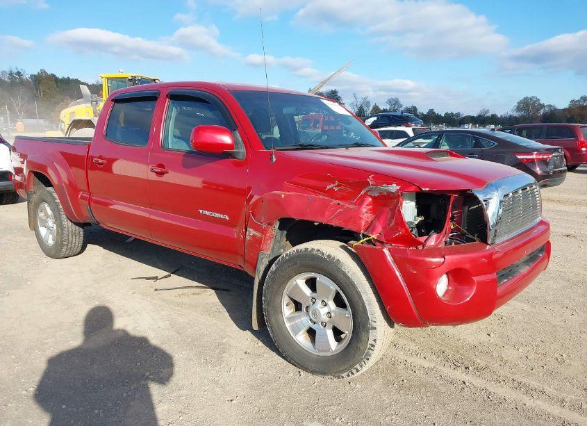 2011 Toyota Tacoma DOUBLE CAB LONG BED (VIN 3TMMU4FN4BM034944) main photo