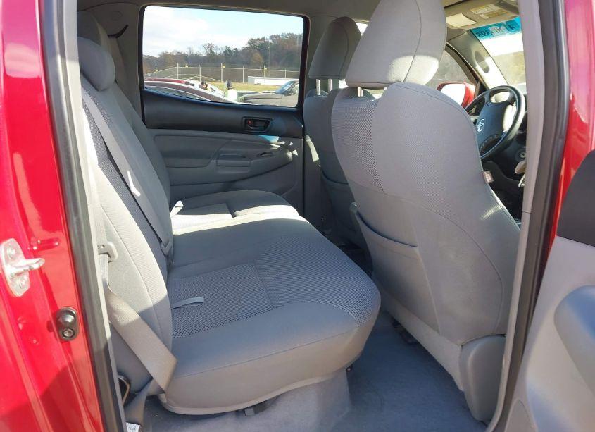 Photo 8 of 2011 Toyota Tacoma DOUBLE CAB LONG BED (VIN 3TMMU4FN4BM034944)