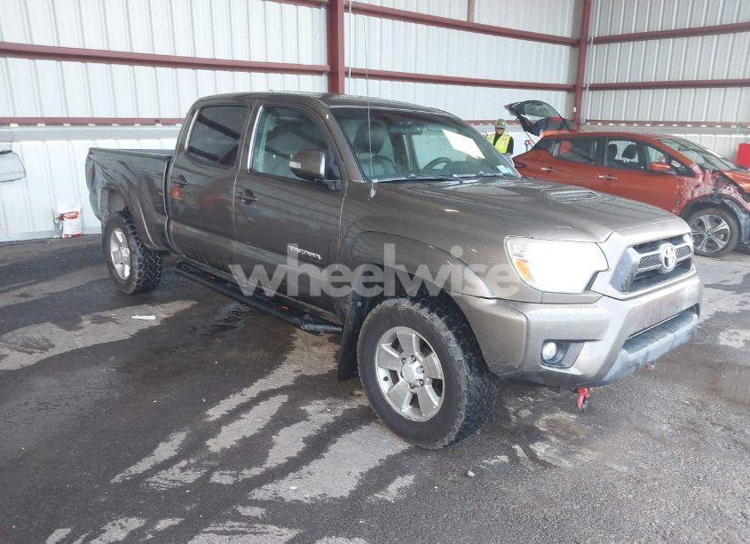 2014 Toyota Tacoma BASE V6 (VIN 3TMMU4FN4EM072128) main photo