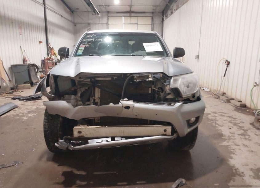 Photo 13 of 2015 Toyota Tacoma BASE V6 (VIN 3TMMU4FN5FM078263)