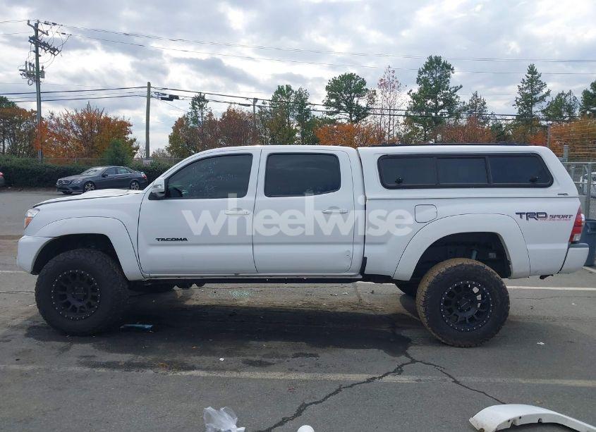 Photo 15 of 2015 Toyota Tacoma DOUBLE CAB LONG BED (VIN 3TMMU4FN6FM079390)