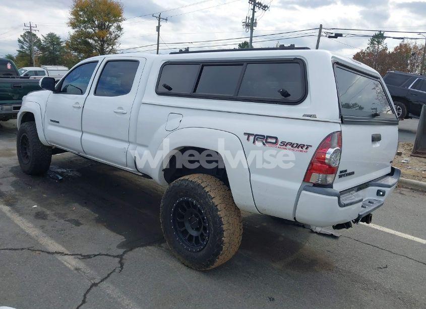 Photo 3 of 2015 Toyota Tacoma DOUBLE CAB LONG BED (VIN 3TMMU4FN6FM079390)