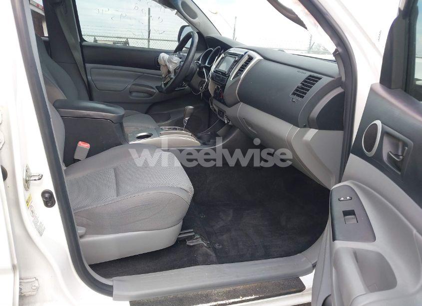 Photo 5 of 2015 Toyota Tacoma DOUBLE CAB LONG BED (VIN 3TMMU4FN6FM079390)