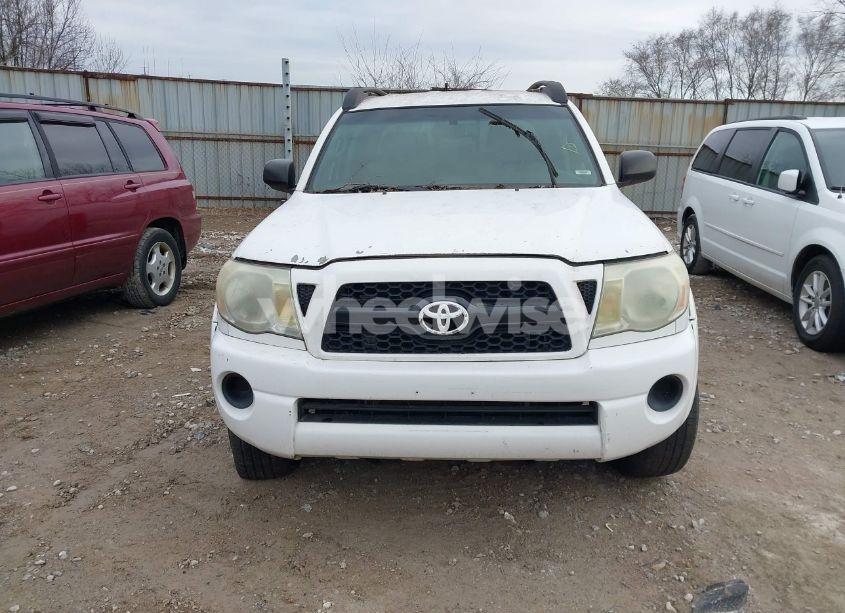 Photo 12 of 2011 Toyota Tacoma V6 (VIN 3TMMU4FN7BM032458)