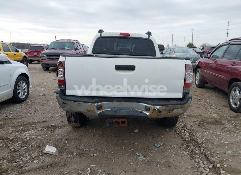 Photo 16 of 2011 Toyota Tacoma V6 (VIN 3TMMU4FN7BM032458)