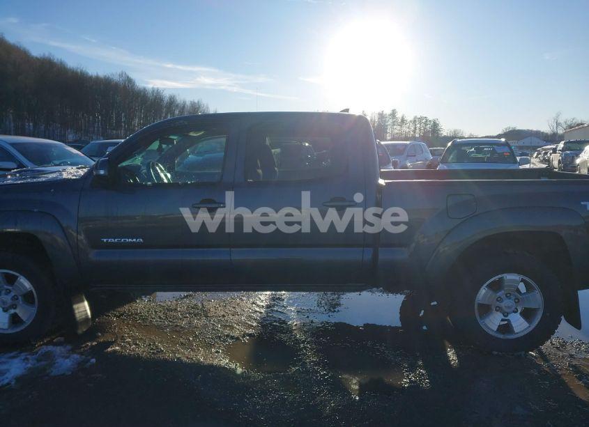 Photo 14 of 2015 Toyota Tacoma DOUBLE CAB LONG BED (VIN 3TMMU4FN7FM084047)