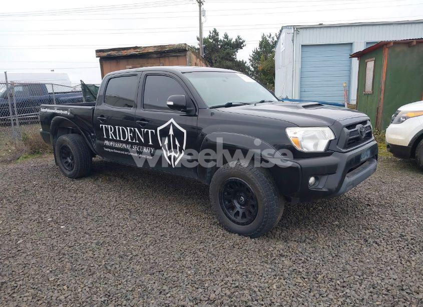 2015 Toyota Tacoma BASE V6 (VIN 3TMMU4FN7FM084436) main photo
