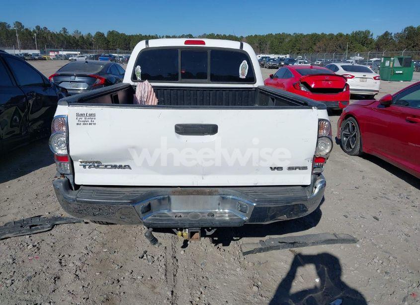Photo 16 of 2011 Toyota Tacoma DOUBLE CAB LONG BED (VIN 3TMMU4FN8BM024224)