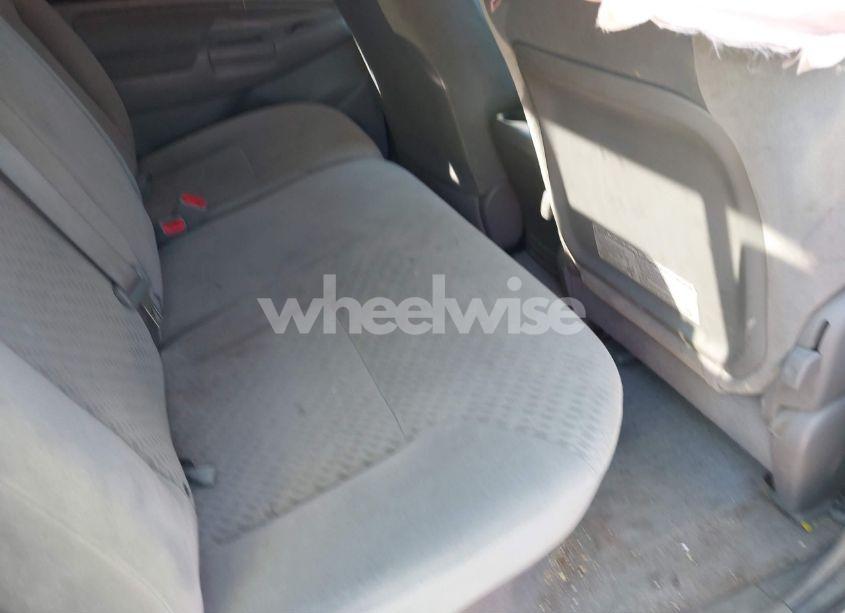 Photo 8 of 2011 Toyota Tacoma DOUBLE CAB LONG BED (VIN 3TMMU4FN8BM024224)