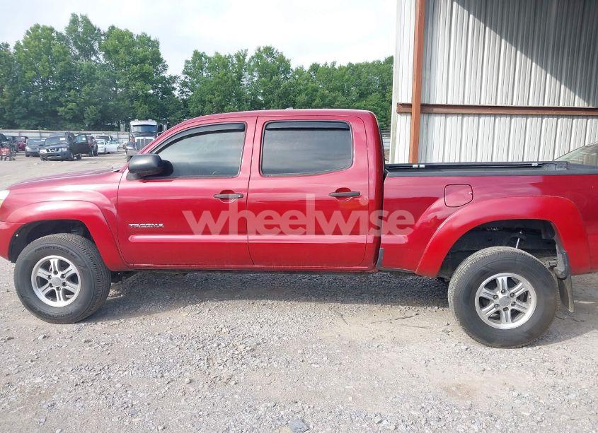 Photo 14 of 2014 Toyota Tacoma BASE V6 (VIN 3TMMU4FN8EM068048)