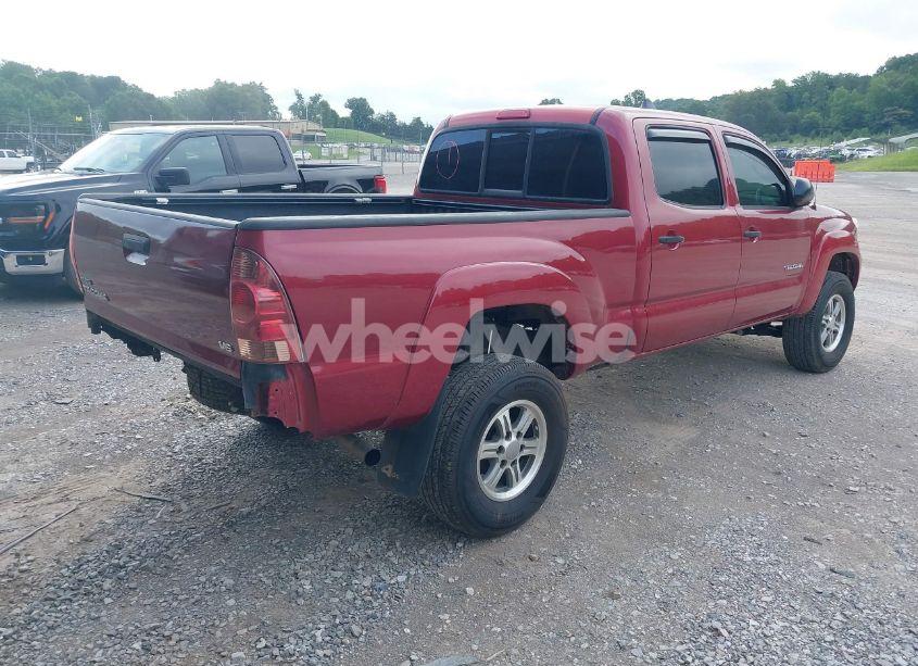 Photo 4 of 2014 Toyota Tacoma BASE V6 (VIN 3TMMU4FN8EM068048)