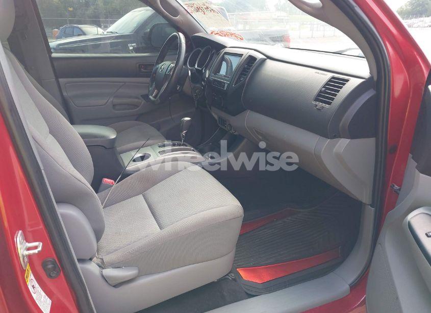 Photo 5 of 2014 Toyota Tacoma BASE V6 (VIN 3TMMU4FN8EM068048)