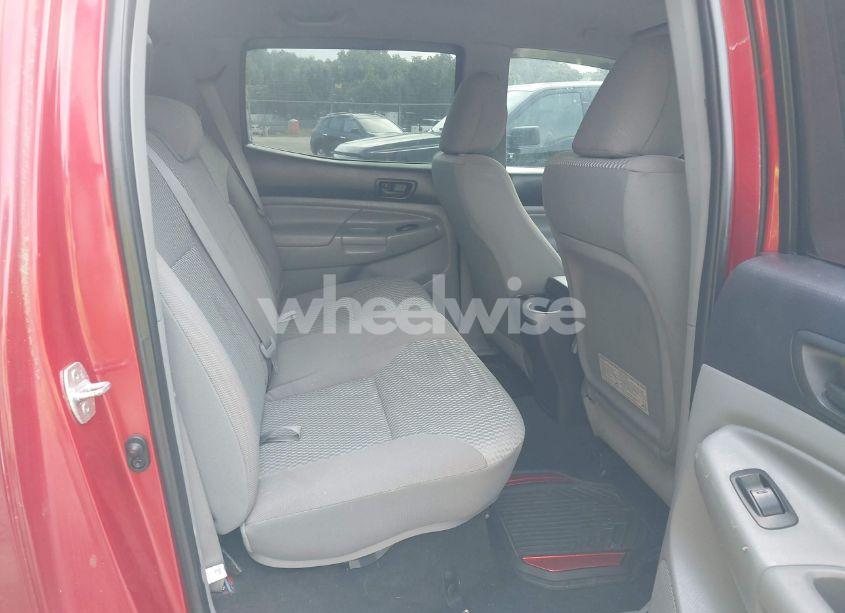 Photo 8 of 2014 Toyota Tacoma BASE V6 (VIN 3TMMU4FN8EM068048)
