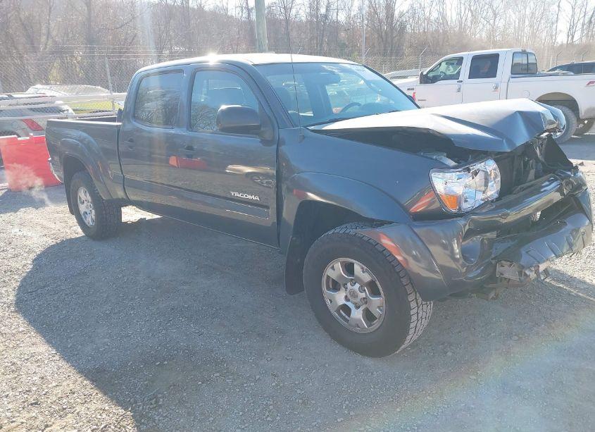 2011 Toyota Tacoma DOUBLE CAB LONG BED (VIN 3TMMU4FN9BM025396) main photo