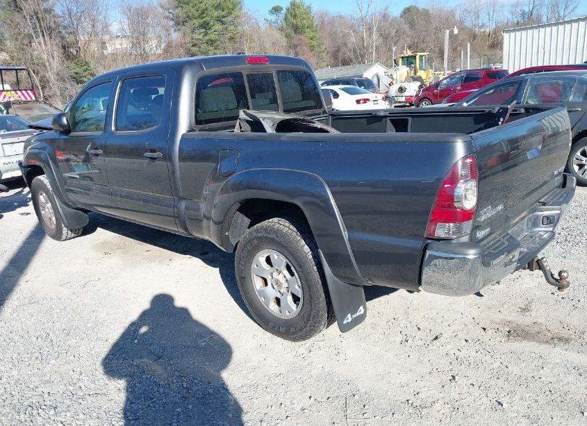 Photo 3 of 2011 Toyota Tacoma DOUBLE CAB LONG BED (VIN 3TMMU4FN9BM025396)