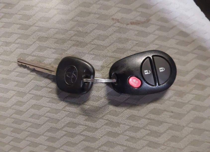 Photo 11 of 2011 Toyota Tacoma BASE V6 (VIN 3TMMU4FN9BM037712)