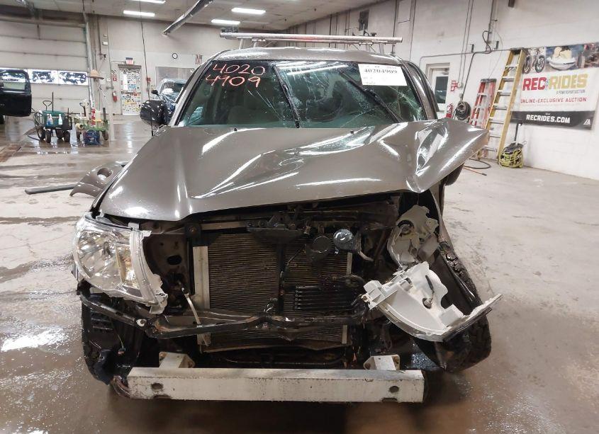 Photo 13 of 2011 Toyota Tacoma BASE V6 (VIN 3TMMU4FN9BM037712)