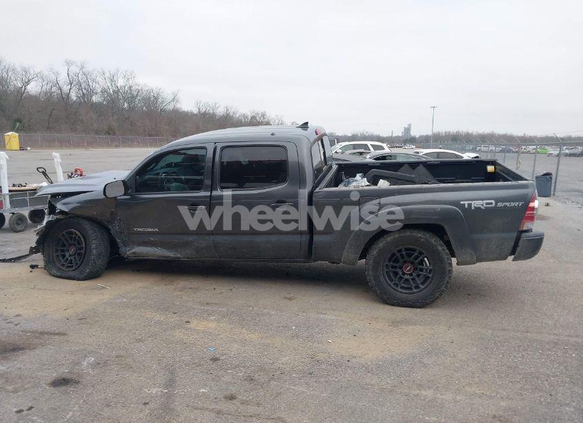 Photo 13 of 2014 Toyota Tacoma DOUBLE CAB LONG BED (VIN 3TMMU4FN9EM066292)