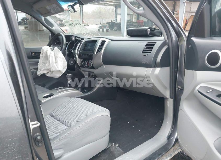 Photo 5 of 2014 Toyota Tacoma DOUBLE CAB LONG BED (VIN 3TMMU4FN9EM066292)