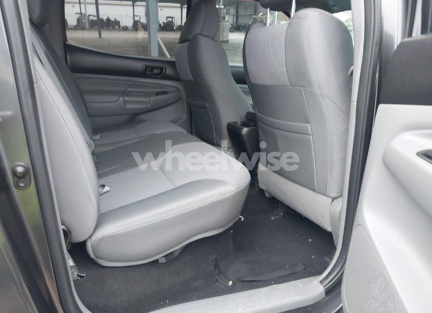 Photo 8 of 2014 Toyota Tacoma DOUBLE CAB LONG BED (VIN 3TMMU4FN9EM066292)