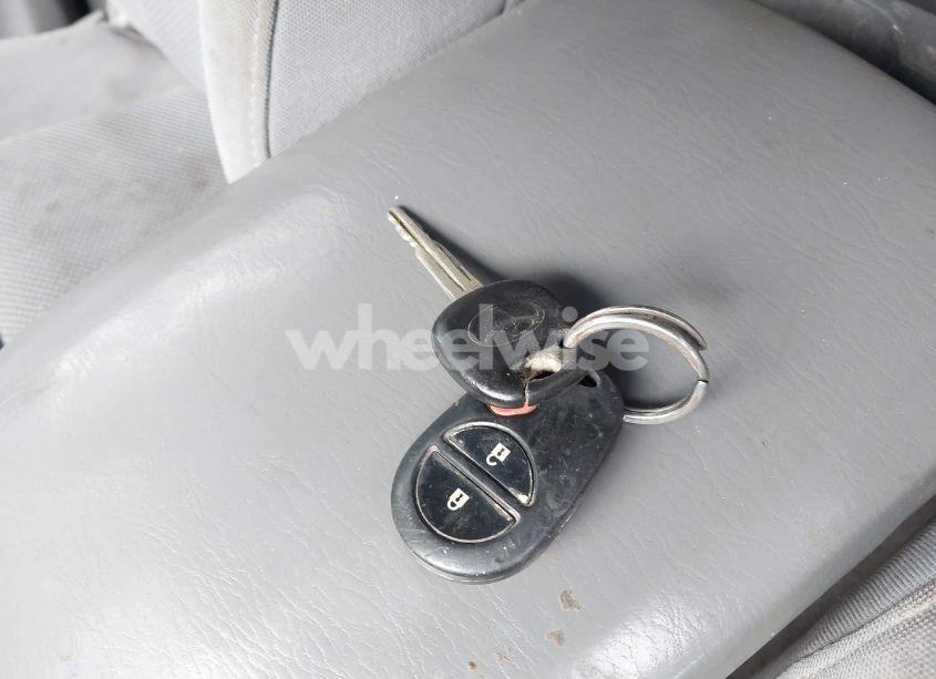Photo 11 of 2011 Toyota Tacoma BASE V6 (VIN 3TMMU4FNXBM028193)
