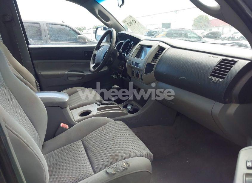 Photo 5 of 2011 Toyota Tacoma BASE V6 (VIN 3TMMU4FNXBM028193)