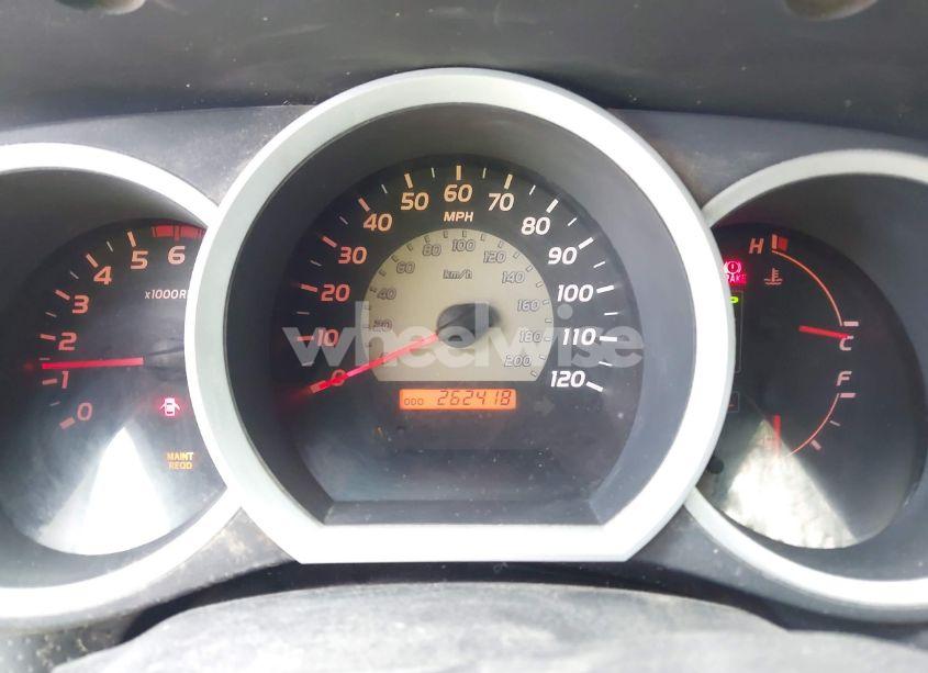 Photo 7 of 2011 Toyota Tacoma BASE V6 (VIN 3TMMU4FNXBM028193)