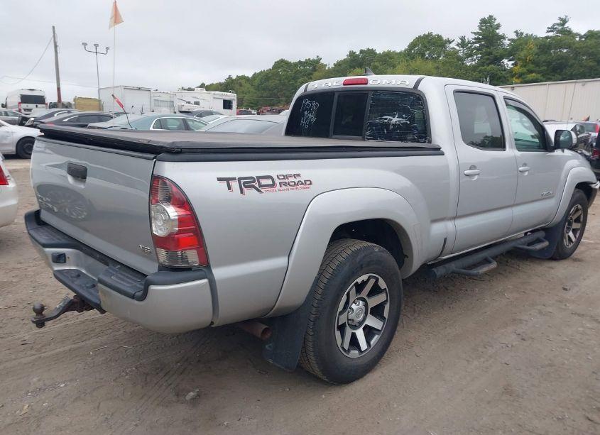 Photo 4 of 2012 Toyota Tacoma BASE V6 (VIN 3TMMU4FNXCM039938)