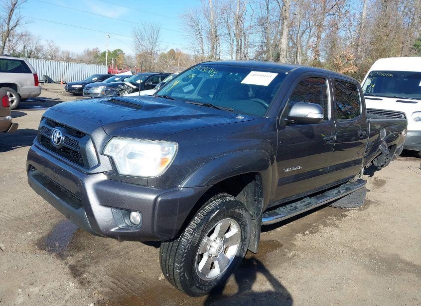 Photo 2 of 2013 Toyota Tacoma DOUBLE CAB LONG BED (VIN 3TMMU4FNXDM051010)