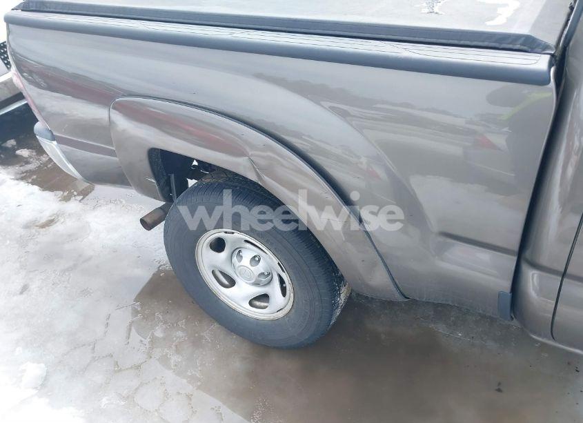 Photo 17 of 2013 Toyota Tacoma DOUBLE CAB LONG BED (VIN 3TMMU4FNXDM054733)