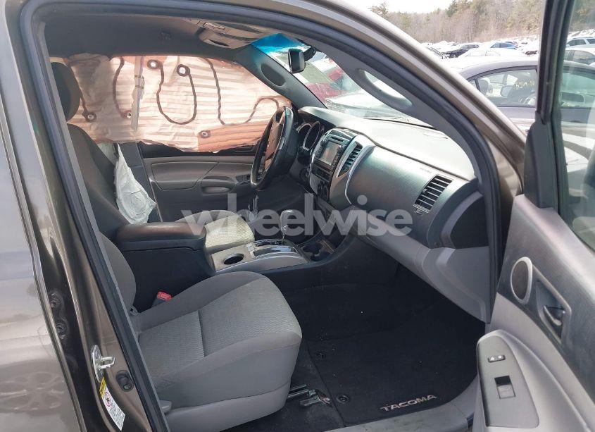 Photo 5 of 2013 Toyota Tacoma DOUBLE CAB LONG BED (VIN 3TMMU4FNXDM054733)