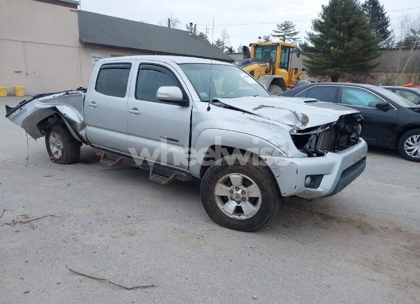 2013 Toyota Tacoma DOUBLE CAB LONG BED (VIN 3TMMU4FNXDM057325) main photo