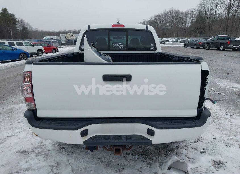 Photo 16 of 2015 Toyota Tacoma DOUBLE CAB LONG BED (VIN 3TMMU4FNXFM076198)